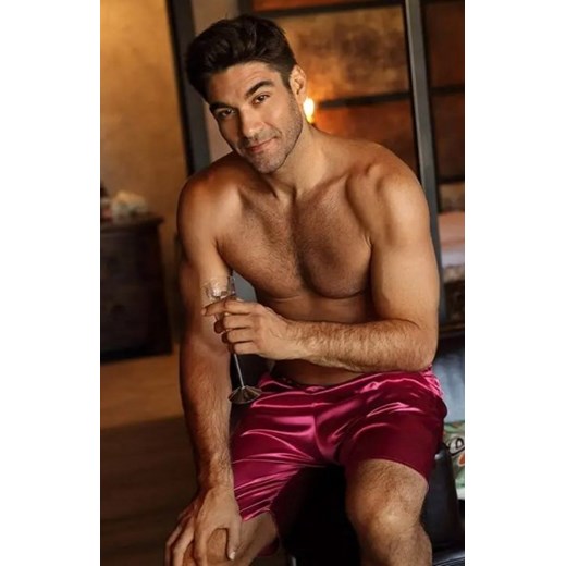 Dkaren Zeus satynowe spodenki męskie bordowe ze sklepu intimiti.pl w kategorii Piżamy męskie - zdjęcie 187906893