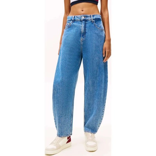 Tommy Jeans Jeansy AI4136 | Mom Fit ze sklepu Gomez Fashion Store w kategorii Jeansy damskie - zdjęcie 187911260