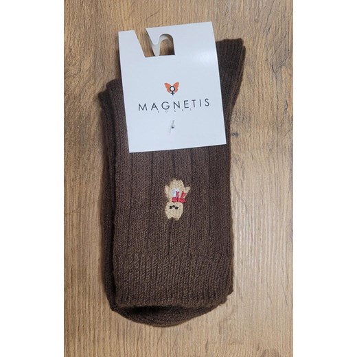 Ciepłe skarpetki damskie z aplikacją brązowe YN5063, Kolor brązowy, Rozmiar uniwersalny, Magnetis ze sklepu Intymna w kategorii Skarpetki damskie - zdjęcie 187918254