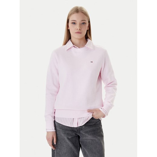 Tommy Jeans Bluza Flag DW0DW19959 Różowy Regular Fit ze sklepu MODIVO w kategorii Bluzy damskie - zdjęcie 187919321