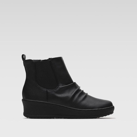 Botki Clara Barson WYL1877-4 ze sklepu ccc.eu w kategorii Botki - zdjęcie 187927051