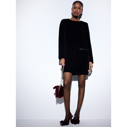 Mohito - Welurowa sukienka mini - czarny ze sklepu Mohito w kategorii Sukienki - zdjęcie 187942291