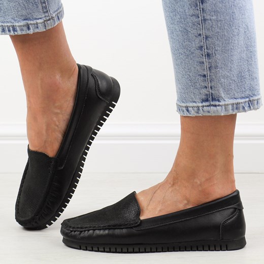 Czarne mokasyny damskie S.Barski 97630 Skóra ze sklepu suzana.pl w kategorii Mokasyny damskie - zdjęcie 187954672