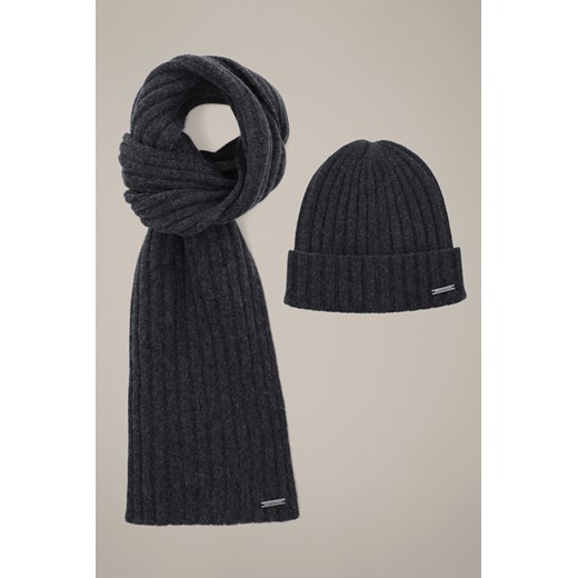 Zestaw Szary Wełniany Czapka Plus Szal Sorino ze sklepu Lancerto S.A. w kategorii Dodatki męskie - zdjęcie 187957840