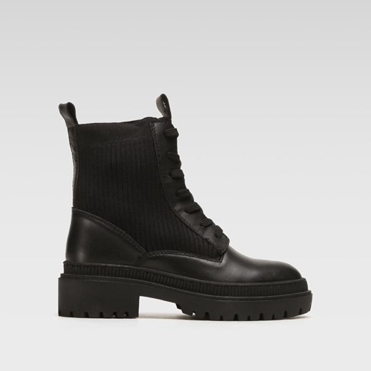 Trzewiki Lasocki WI16-14097-01 ze sklepu ccc.eu w kategorii Workery damskie - zdjęcie 187958374