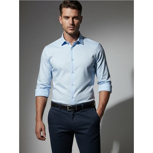 Sinsay - Gładka koszula basic - błękitny ze sklepu Sinsay w kategorii Koszule męskie - zdjęcie 187966090