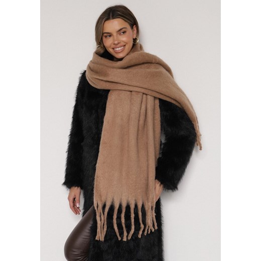 Brązowy Szalik z Frędzlami  Owedarria ze sklepu born2be.pl w kategorii Szaliki i chusty damskie - zdjęcie 188021743