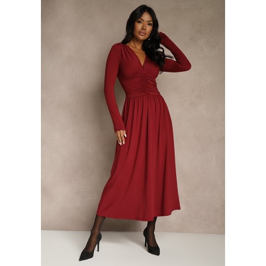Bordowa Taliowana Sukienka Longsleeve z Wiskozą z Marszczeniem i Dekoltem V Elirie ze sklepu renee.pl w kategorii Sukienki - zdjęcie 188031064