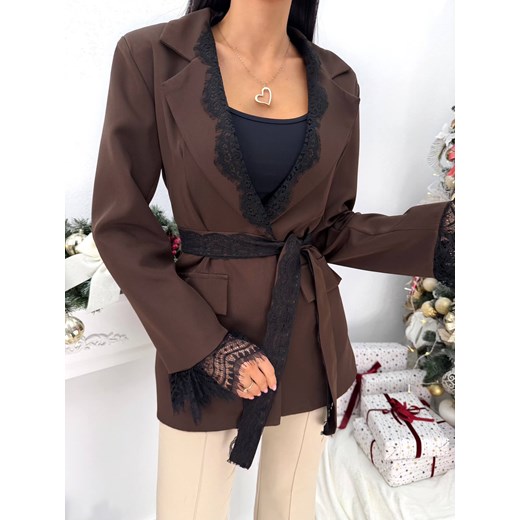 Czekoladowa Marynarka z Koronką ze sklepu ModnaKiecka.pl w kategorii Marynarki damskie - zdjęcie 188064150