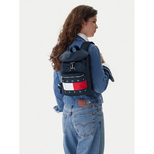 Plecak Tommy Jeans Tjw Archive Backpack AW0AW18088 Granatowy ze sklepu eobuwie.pl w kategorii Plecaki - zdjęcie 188071933
