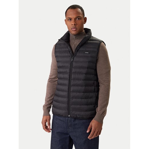 Calvin Klein Kamizelka LV04LC509G Czarny Regular Fit ze sklepu MODIVO w kategorii Kamizelki męskie - zdjęcie 188074873
