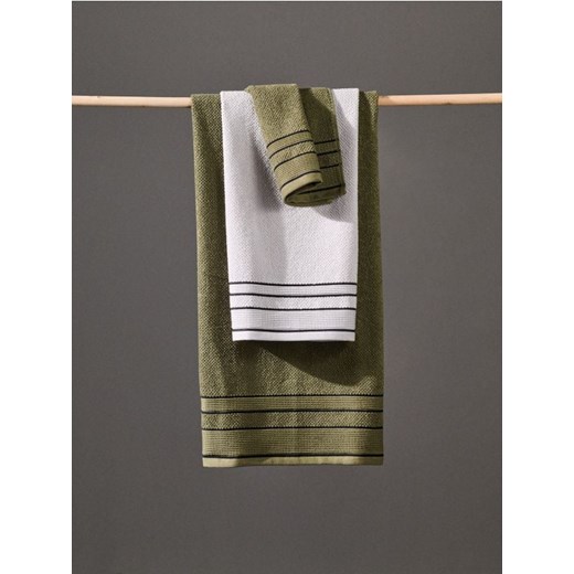 Sinsay - Bawełniany ręcznik z paskami - zielony ze sklepu Sinsay w kategorii Ręczniki - zdjęcie 188083244