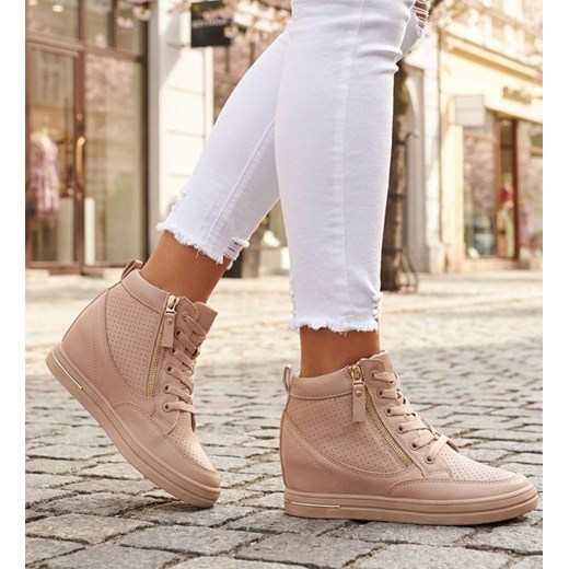 Beżowe sneakersy damskie na koturnie /B3-2 12826 T796/ ze sklepu Pantofelek24.pl w kategorii Botki - zdjęcie 188102723