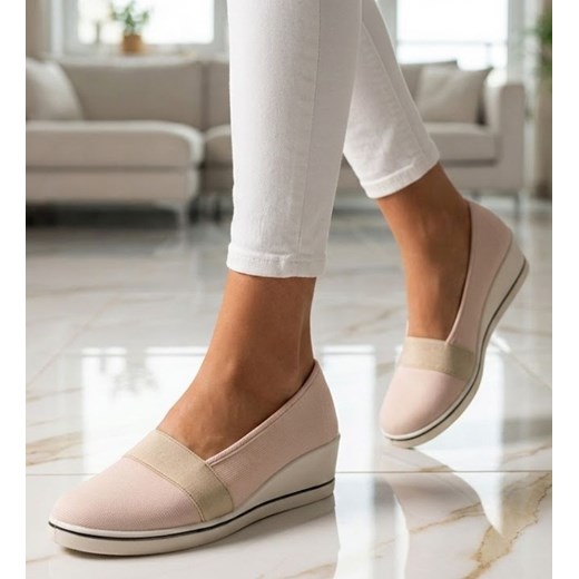 Dziecięce trampki na niskim obcasie Beżowe /F9-1 4818 S089/ ze sklepu Pantofelek24.pl w kategorii Trampki dziecięce - zdjęcie 188152991