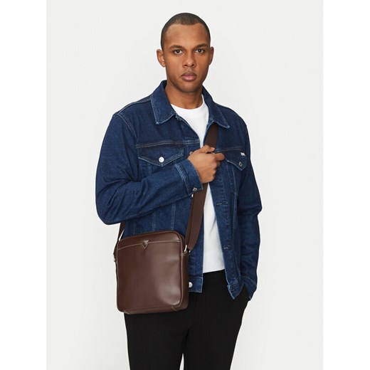 Guess Saszetka HMFITC P5159 Brązowy ze sklepu MODIVO w kategorii Torby męskie - zdjęcie 188257722