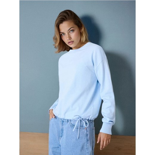 Sinsay - Wiskozowy sweter z ozdbnym wiązaniem - błękitny ze sklepu Sinsay w kategorii Swetry damskie - zdjęcie 188351832