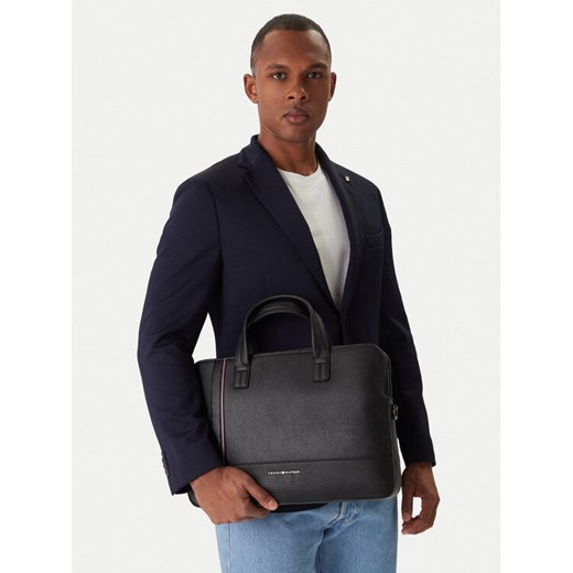 Tommy Hilfiger Torba na laptopa Th Central Slim Computer Bag AM0AM13631 Czarny ze sklepu MODIVO w kategorii Torby na laptopa - zdjęcie 188513150