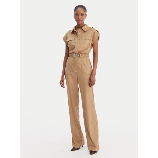Guess Kombinezon W6RD61 WJ472 Brązowy Regular Fit ze sklepu MODIVO w kategorii Kombinezony damskie - zdjęcie 188514214