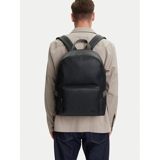Calvin Klein Jeans Plecak Cargo Backpack 43 LV04G3158G Czarny ze sklepu MODIVO w kategorii Plecaki - zdjęcie 188514610