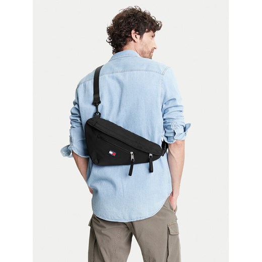 Tommy Jeans Saszetka Tjm Urban Sling Bag AM0AM13392 Czarny ze sklepu MODIVO w kategorii Torby męskie - zdjęcie 188514740