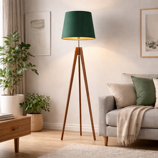 Lampa podłogowa na drewnianych nogach do salonu ARUBA GOLD z abażurem w kolorze zieleni butelkowej ze sklepu Lysne w kategorii Lampy podłogowe - zdjęcie 188722211