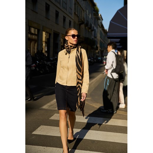 Spódnica jeansowa granatowa ze sklepu Moodo.pl w kategorii Spódnice - zdjęcie 188759522