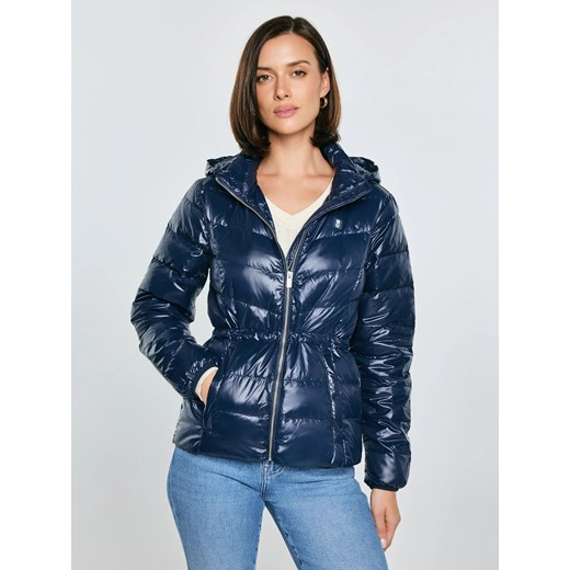 Kurtka damska puchowa z gumką w talii z kapturem granatowa Anissa 403 ze sklepu Big Star w kategorii Kurtki damskie - zdjęcie 189030441