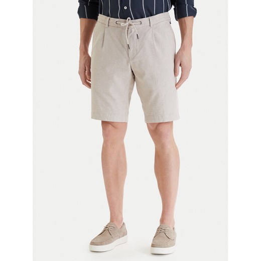 Bugatti Szorty materiałowe 1949-76419C Écru Regular Fit ze sklepu MODIVO w kategorii Spodenki męskie - zdjęcie 189239964
