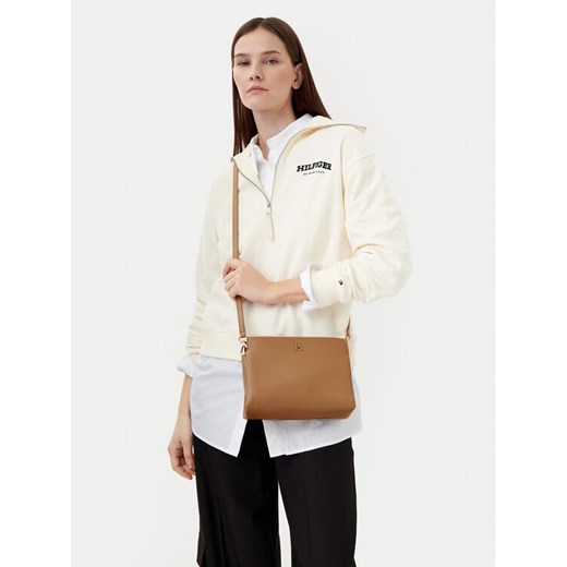 Torebka Tommy Hilfiger Th Legacy Mini Crossover AW0AW17225 Brązowy ze sklepu eobuwie.pl w kategorii Listonoszki - zdjęcie 189306070