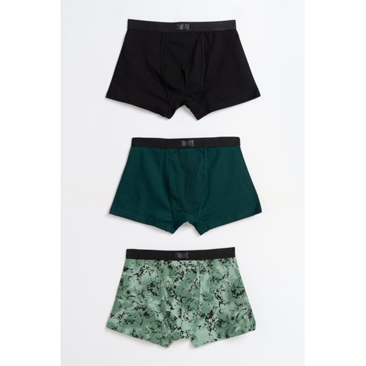 Zielono-czarne bokserki 3-PAK, Rozmiar - 176, Kolor - Multikolor ze sklepu REPORTER w kategorii Majtki dziecięce - zdjęcie 189316463