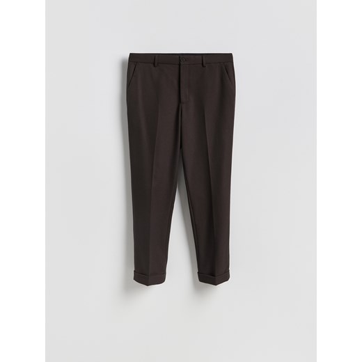 Reserved - Garniturowe spodnie carrot - ciemnobrązowy Reserved 56 Reserved