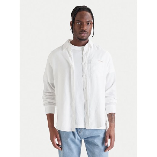 Calvin Klein Jeans Koszula LV04RF121G Biały Regular Fit ze sklepu MODIVO w kategorii Koszule męskie - zdjęcie 189367174
