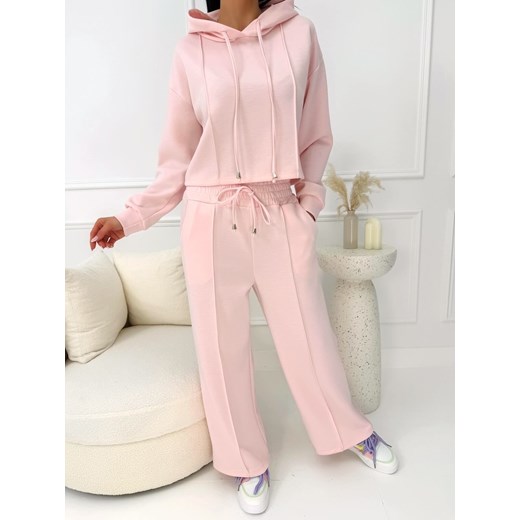 Pudrowy Komplet Krótka Bluza + Spodnie Wide Leg ze sklepu ModnaKiecka.pl w kategorii Komplety i garnitury damskie - zdjęcie 189406742