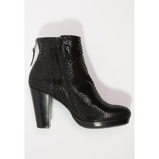 Lazamani Ankle boot black zalando czarny Botki