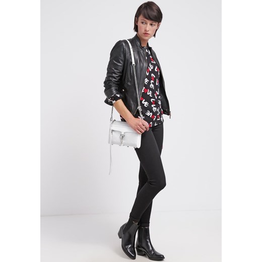 Love Moschino Sweter black/red zalando Długie swetry damskie