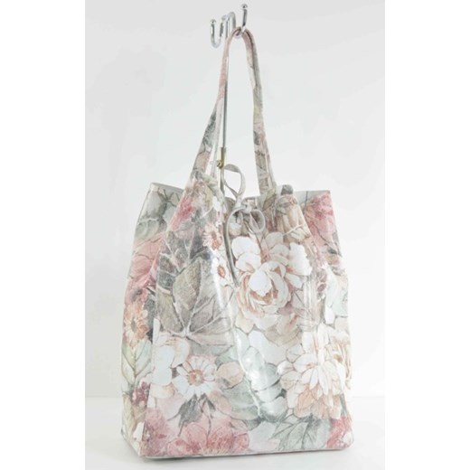 Skórzana torebka worek ze wzorem w kwiaty cervandone-pl szary elegancki