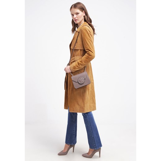 YAS YASTRISH Kurtka skórzana buckthorn brown zalando brazowy długie
