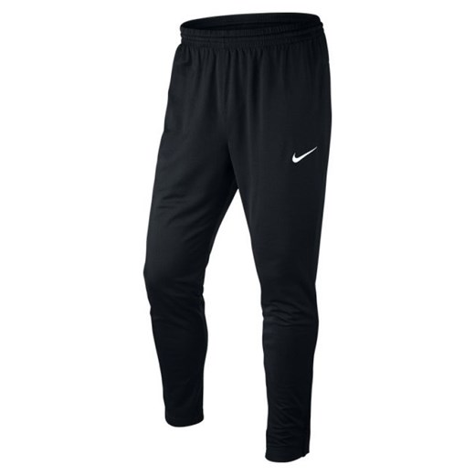 Spodnie piłkarskie Nike Technical Knit Pant Junior 588393-010 hurtowniasportowa-net czarny poliester