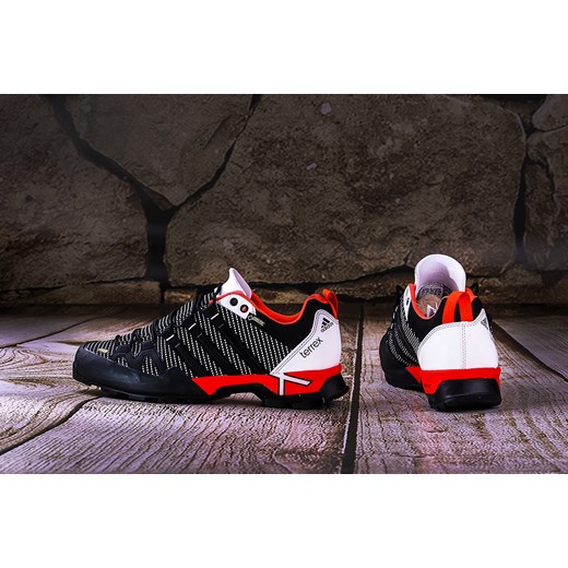 Buty Adidas outdoor Terrex Scope GTX - M19519