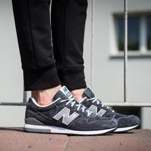 BUTY MĘSKIE SNEAKERSY NEW BALANCE MRL996EM sneakerstudio-pl szary Buty do tenisa męskie