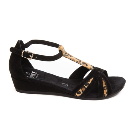 Sandały Caprice 28206-24 blk suede/leo aligoo czarny na koturnie