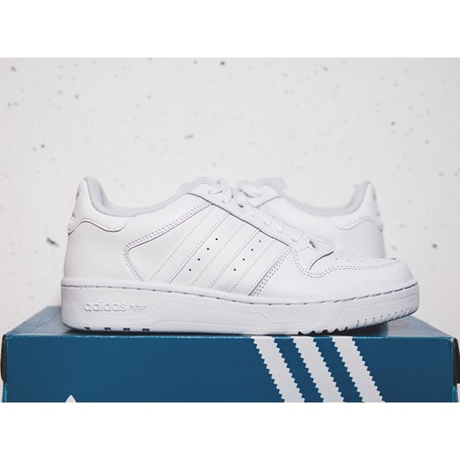 Buty damskie sneakersy Adidas Originals Attitude Revive Low S75210 sneakerstudio-pl szary młodzieżowy