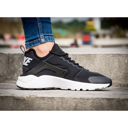 NIKE AIR HUARACHE RUN ULTRA BLACK & WHITE (819151-001)