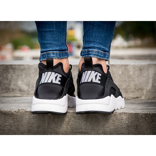 NIKE AIR HUARACHE RUN ULTRA BLACK & WHITE (819151-001)