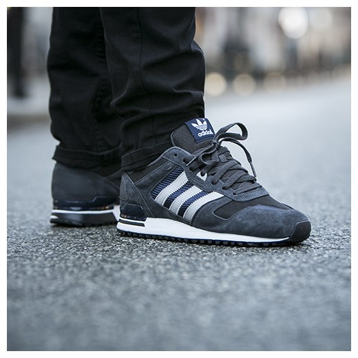 Buty adidas ZX 700 "Color Carbon" (M19391) Adidas 11.5 Worldbox