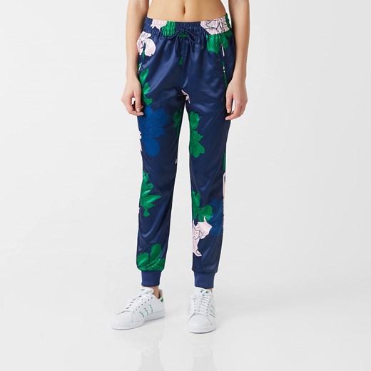 Spodnie adidas Floral Engraving Track Pant (AZ6313)