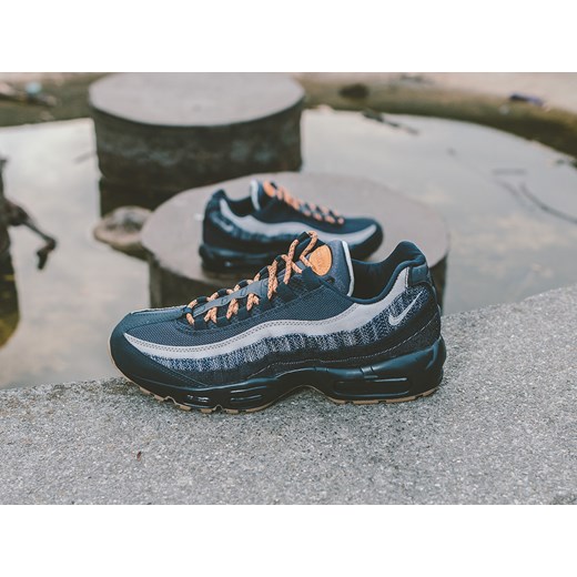Buty męskie sneakersy Nike Air Max 95 Premium Denim Pack 538416 400 Nike szary 45 okazyjna cena sneakerstudio.pl