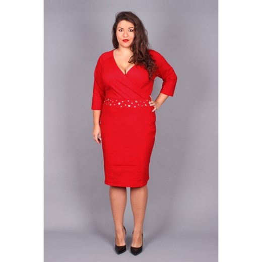 Czerwona sukienka Plus Size z dekoltem V