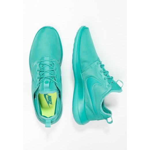 Nike Sportswear ROSHE TWO Tenisówki i Trampki clear jade/hyper turquoise/volt