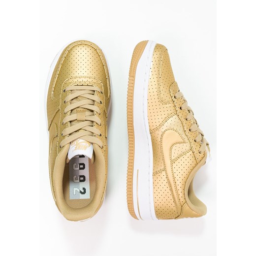 Nike Sportswear AIR FORCE 1 LV8 Tenisówki i Trampki metallic gold/summit white